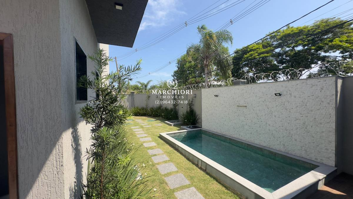  - Casa de Condomínio 3 Suítes com Piscina e Espaço Gourmet – Vargem Pequena, RJ