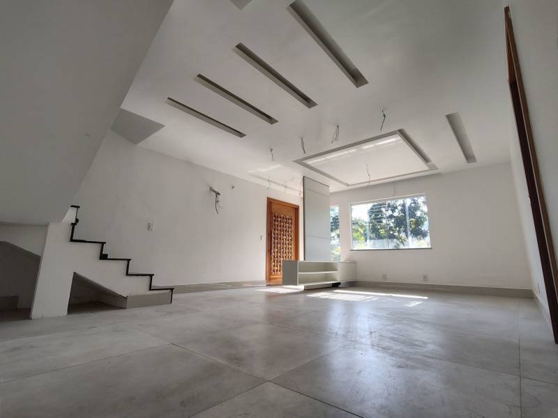  - Casa Alto Padrão com terreno amplo Rio da Prata 4 Quartos