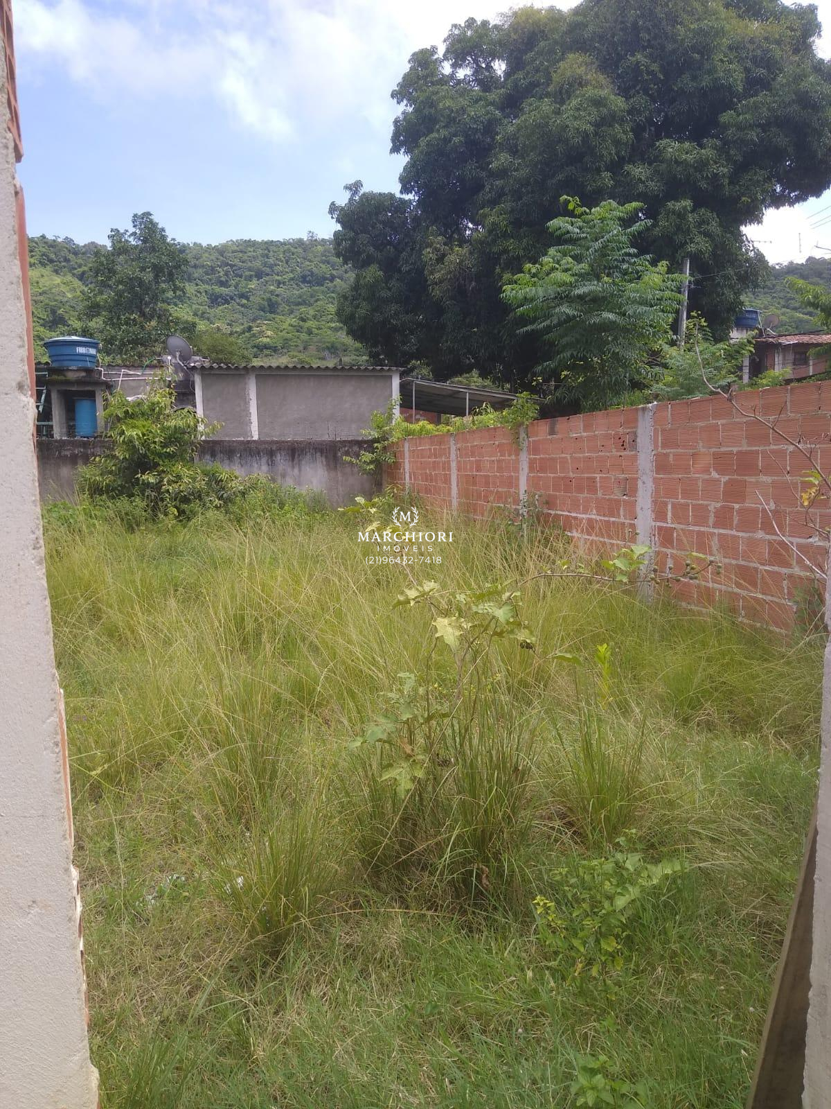  - Terreno murado bem localizado